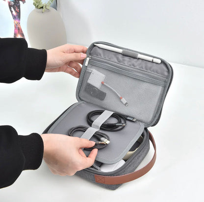 Tech Accessory Organizer: Travel in Style
