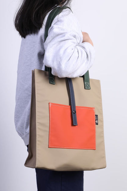 Vogue Wow Tote for Moms