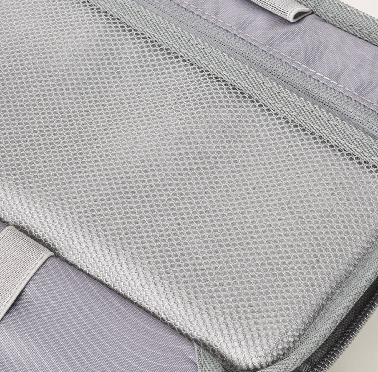 Tech Accessory Organizer: Travel in Style