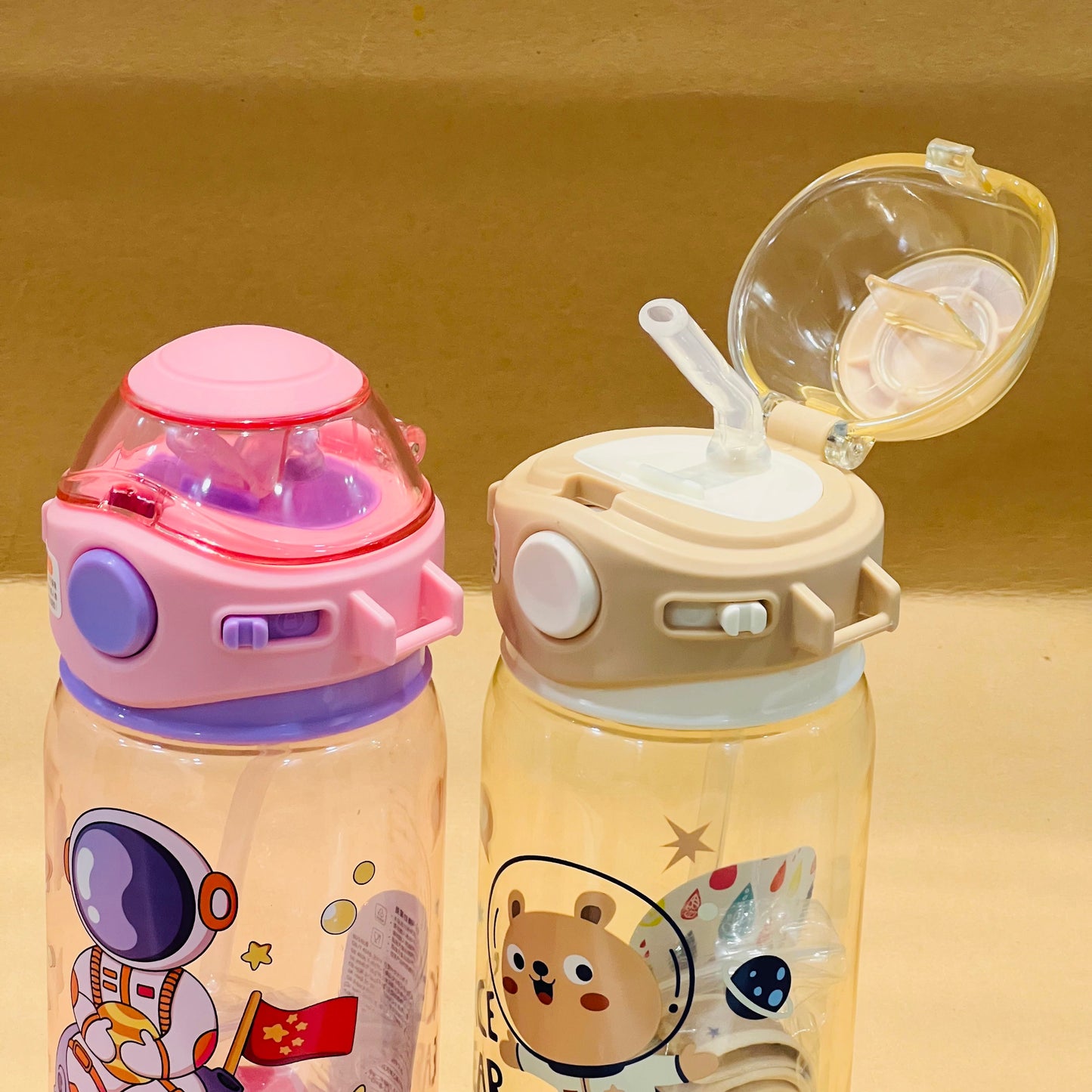 Premium Rocket Shaped Transparent Sippers with Locking System